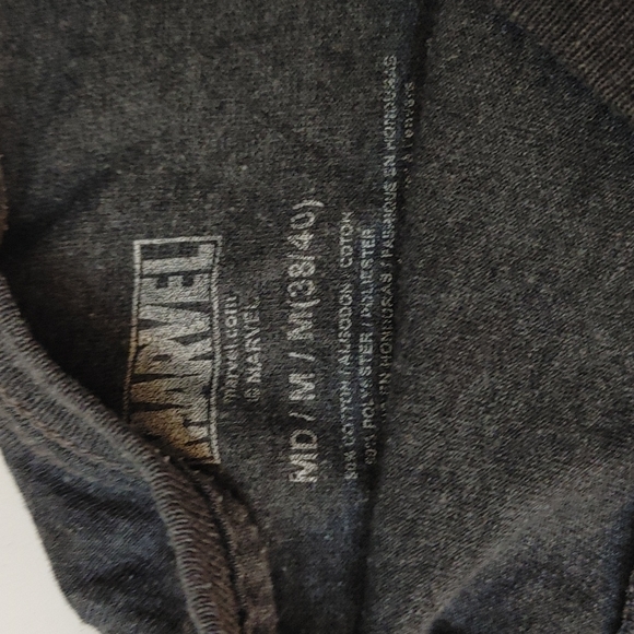 Marvel Punisher shirt - Picture 3 of 5